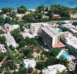Solemar Apartments Rhodes Island Bagian luar foto